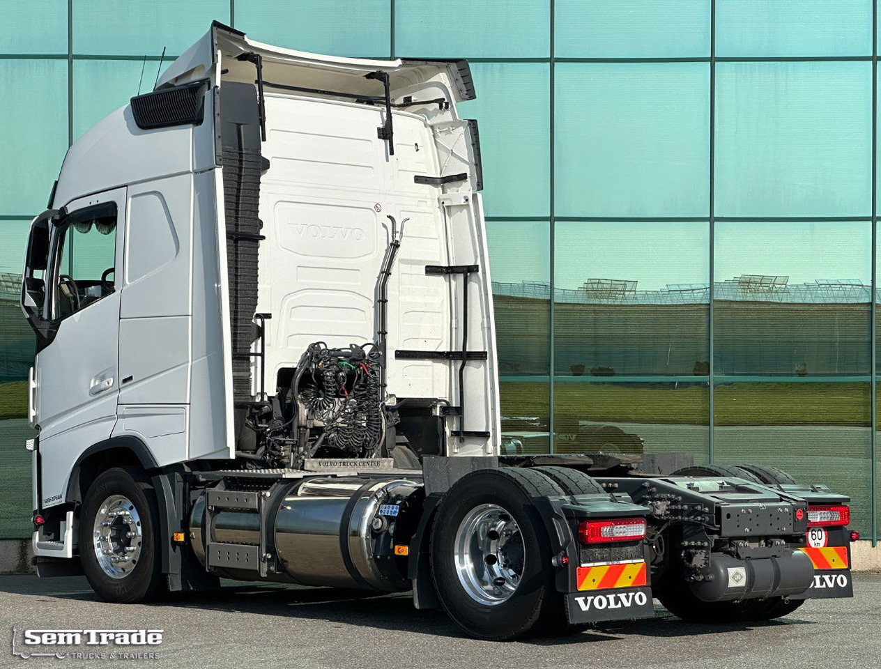Volvo FH 13.460 Full AIR I-Park Cool Super Condition Belgium-Truck - شاحنة جرار: صور 3 Volvo FH 13.460 Full AIR I-Park Cool Super Condition Belgium-Truck - شاحنة جرار: صور 3