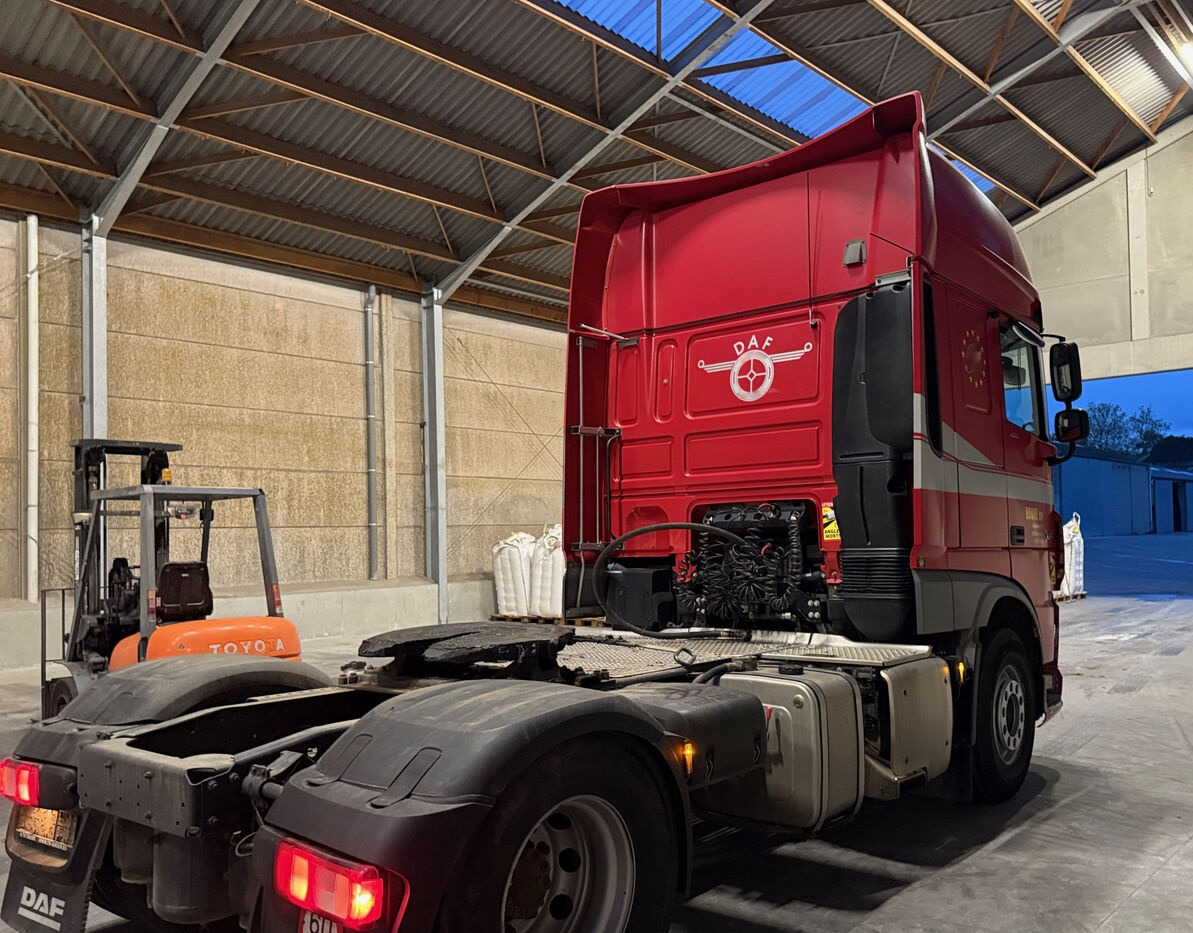 DAF DAF XF 480 SSC - شاحنة جرار: صور 4 DAF DAF XF 480 SSC - شاحنة جرار: صور 4