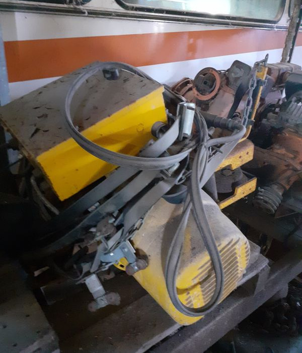 Materiel d' atelier Pour metal , bois, etc - معدات الورش: صور 2 Materiel d' atelier Pour metal , bois, etc - معدات الورش: صور 2