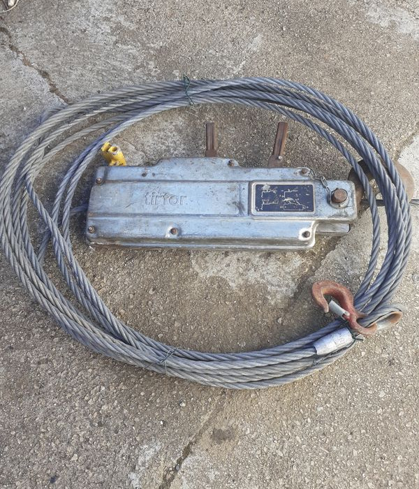 Palans ellectriques de 500 kgs à 4 tonnes - وینچ - آلات البناء: صور 3 Palans ellectriques de 500 kgs à 4 tonnes - وینچ - آلات البناء: صور 3