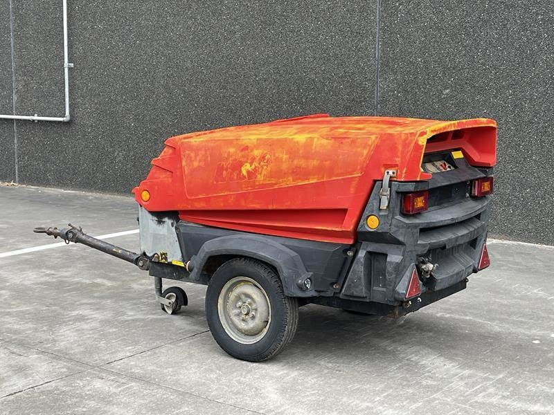 ضاغط الهواء Atlas-Copco XAS 57 DD: صور 11 ضاغط الهواء Atlas-Copco XAS 57 DD: صور 11