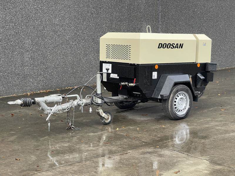Doosan 7 / 41 - N - ضاغط الهواء: صور 1 Doosan 7 / 41 - N - ضاغط الهواء: صور 1
