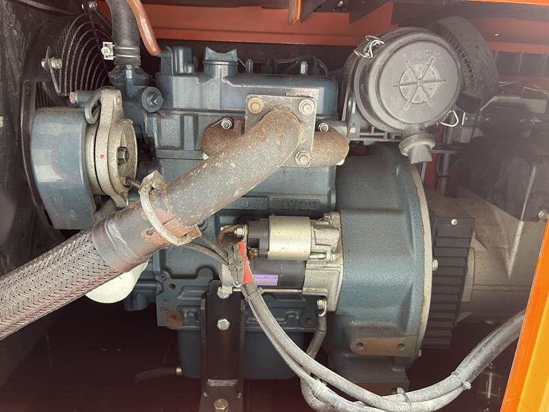 مجموعة المولدات Europower EPS 113 TDE: صور 10
