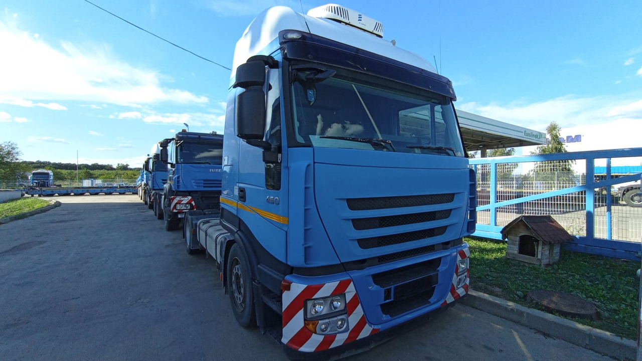 IVECO AS440S45T - شاحنة جرار: صور 1 IVECO AS440S45T - شاحنة جرار: صور 1