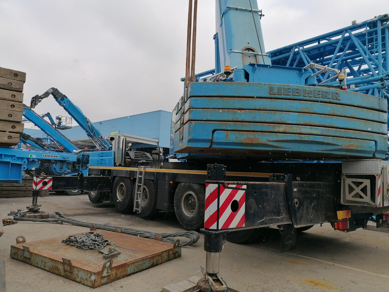 Liebherr LTM 1200-5.1 - موبايل كرين: صور 4 Liebherr LTM 1200-5.1 - موبايل كرين: صور 4