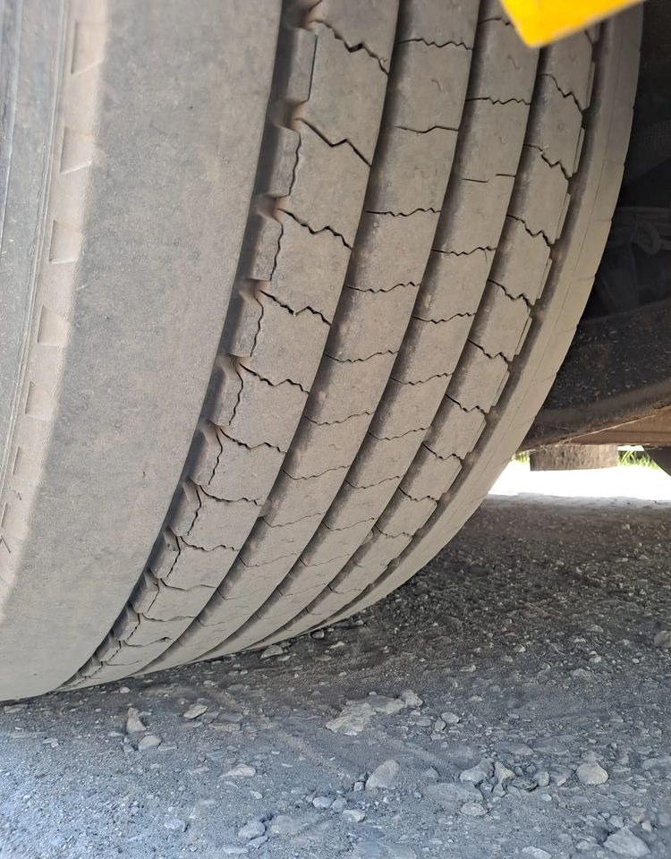 الشاسيه شاحنة MAN TGX 26.480 6X2 3 osie: صور 11