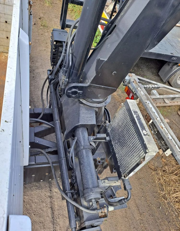 Mercedes-Benz Urządzenie dźwigowe HIAB XS122 - قلابات: صور 4 Mercedes-Benz Urządzenie dźwigowe HIAB XS122 - قلابات: صور 4