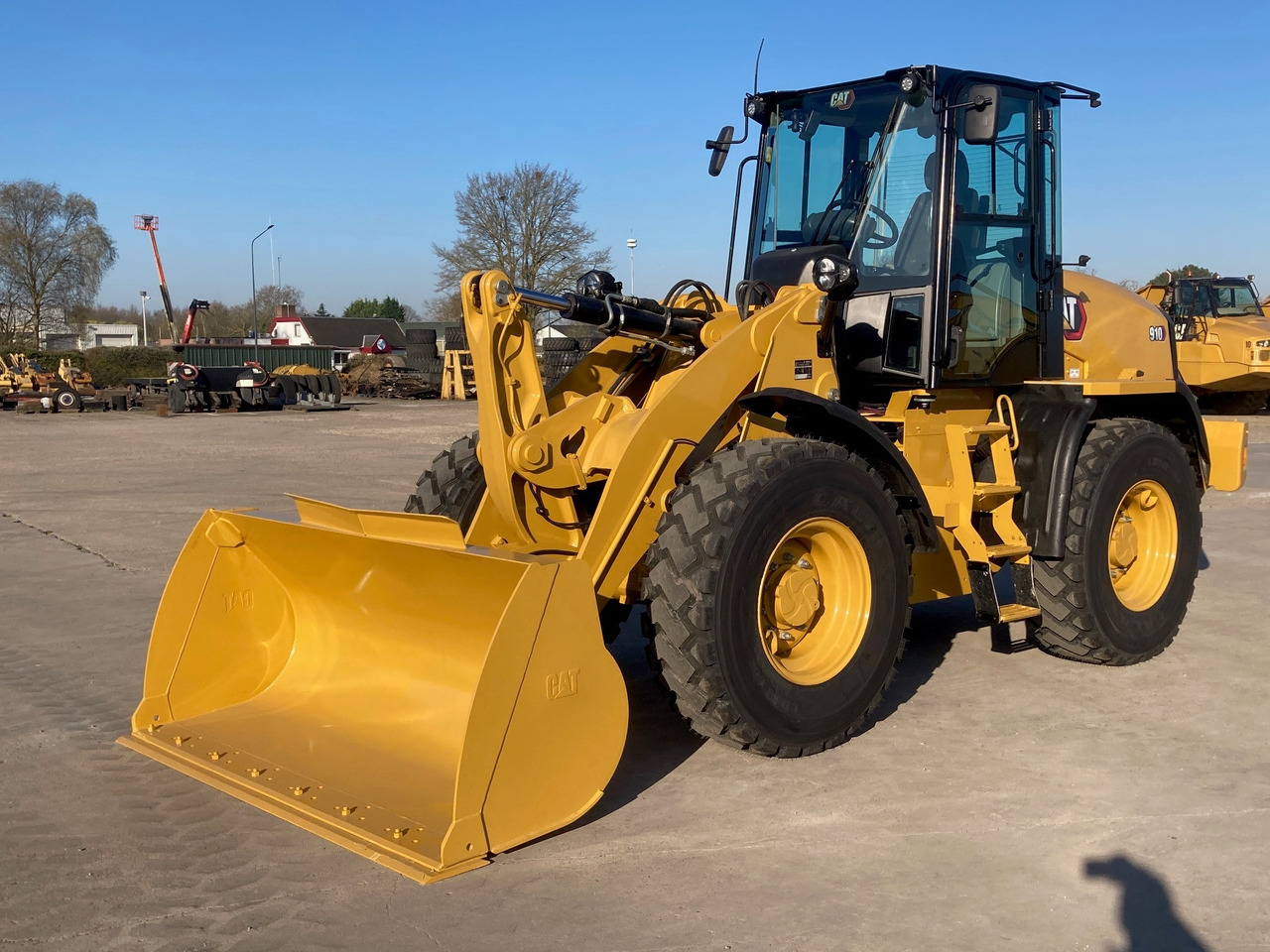 CATERPILLAR 910 - اللودر بعجل: صور 3 CATERPILLAR 910 - اللودر بعجل: صور 3
