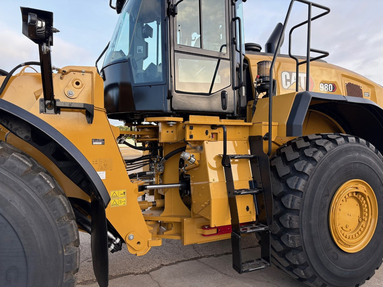 CATERPILLAR 980 - اللودر بعجل: صور 2 CATERPILLAR 980 - اللودر بعجل: صور 2