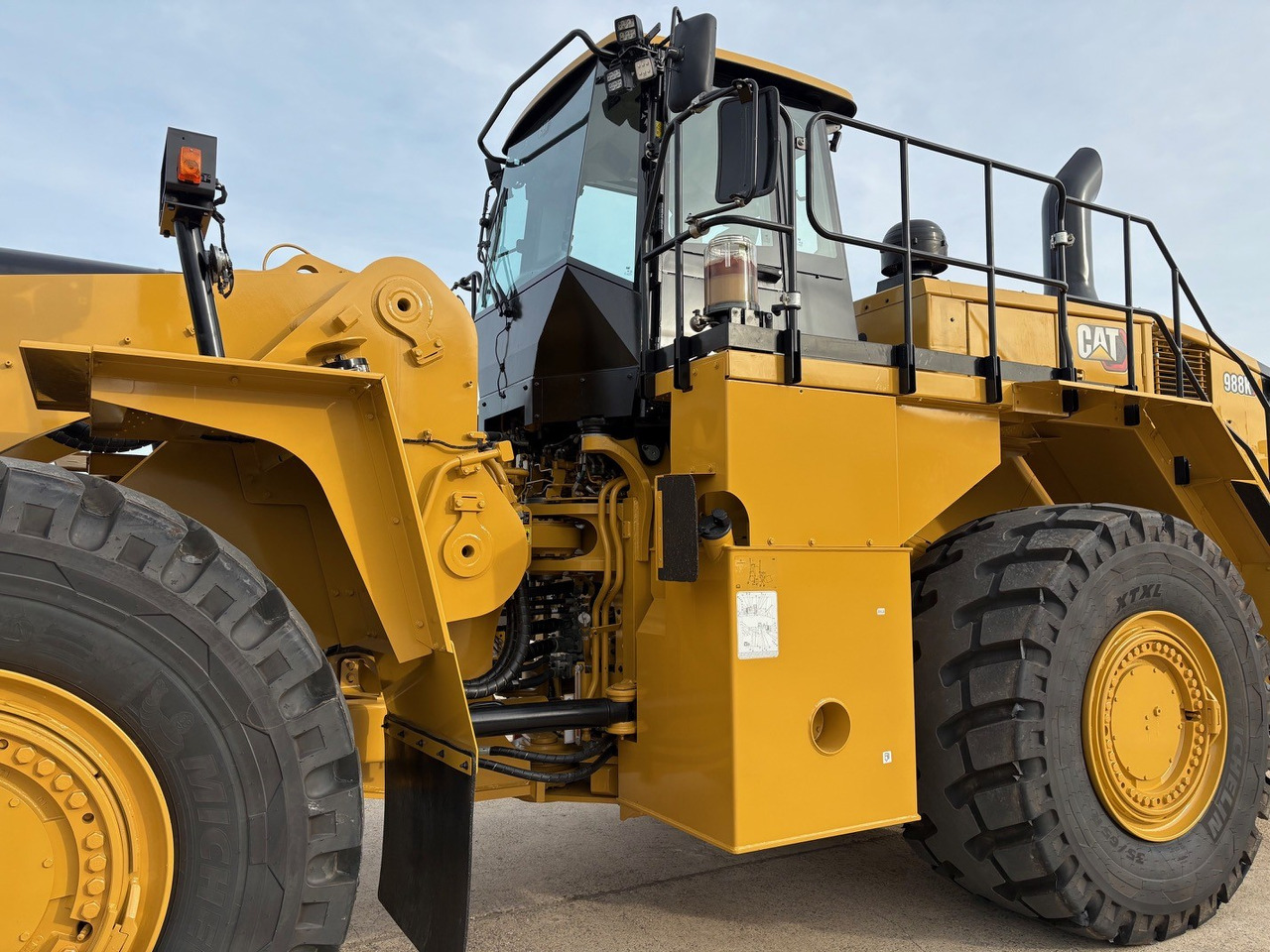 CATERPILLAR 988K - اللودر بعجل: صور 2 CATERPILLAR 988K - اللودر بعجل: صور 2