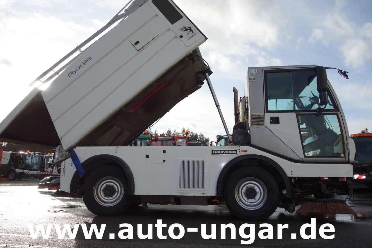 Bucher CityCat CC5000 Euro 5 Druckreiniger Vorbereitung Saugschlauch - سياره كنس شوارع: صور 4 Bucher CityCat CC5000 Euro 5 Druckreiniger Vorbereitung Saugschlauch - سياره كنس شوارع: صور 4