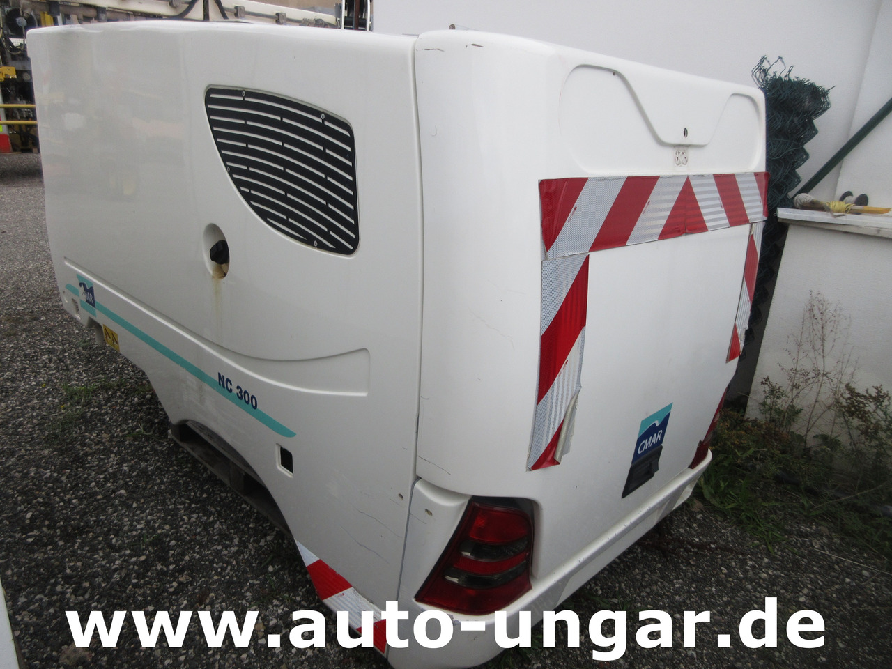CMAR NC300 Schwemmaufbau Laveuse  Bj.  2014 für Multicar Tremo Hochdruck - سيارة بلدية: صور 2 CMAR NC300 Schwemmaufbau Laveuse  Bj.  2014 für Multicar Tremo Hochdruck - سيارة بلدية: صور 2