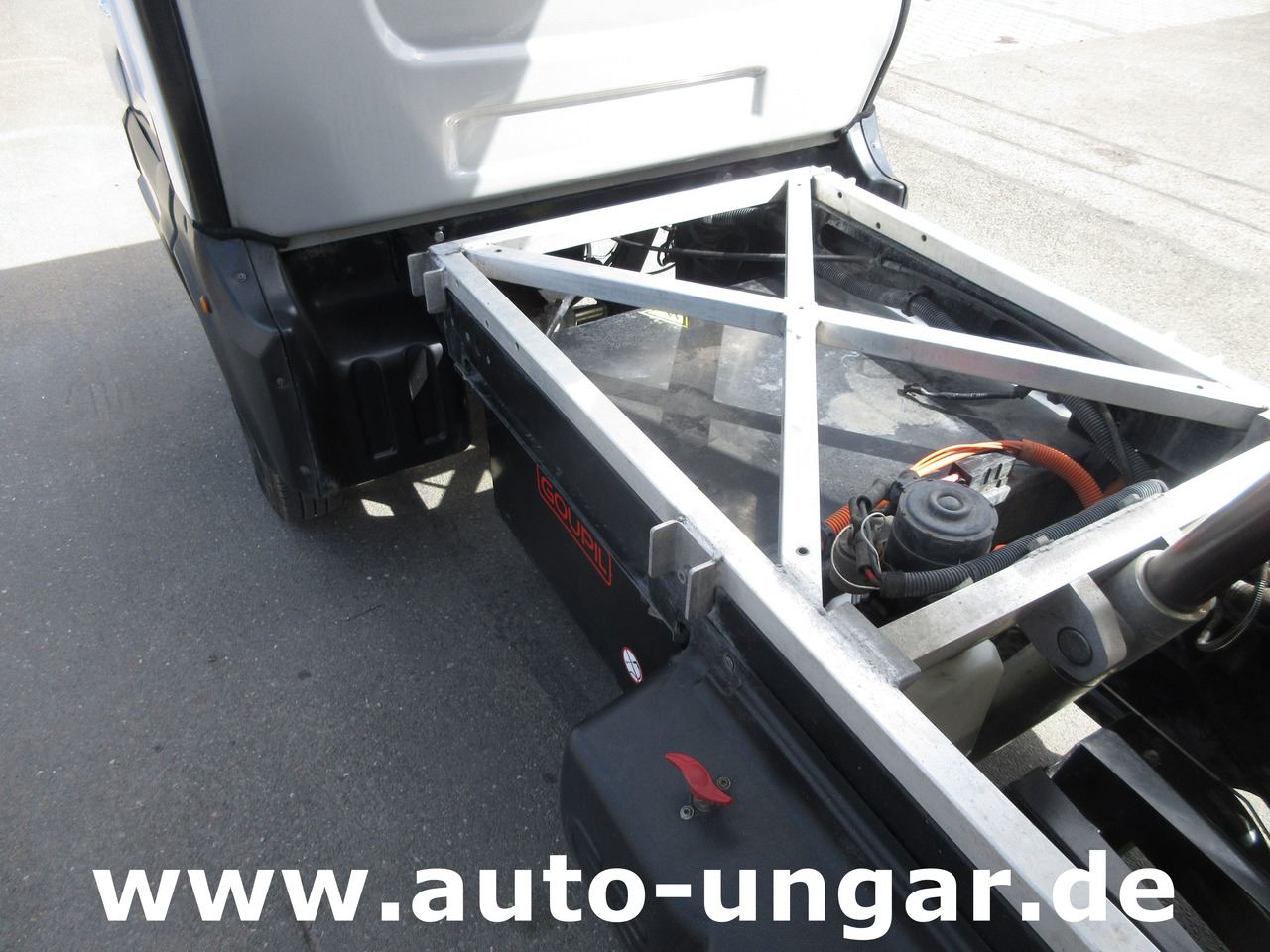 مركبة الخدمات الكهربائية GOUPIL G5 Kipper lange Pritsche AHK Bordwanderhöhung Elektrofahrzeug: صور 6 مركبة الخدمات الكهربائية GOUPIL G5 Kipper lange Pritsche AHK Bordwanderhöhung Elektrofahrzeug: صور 6