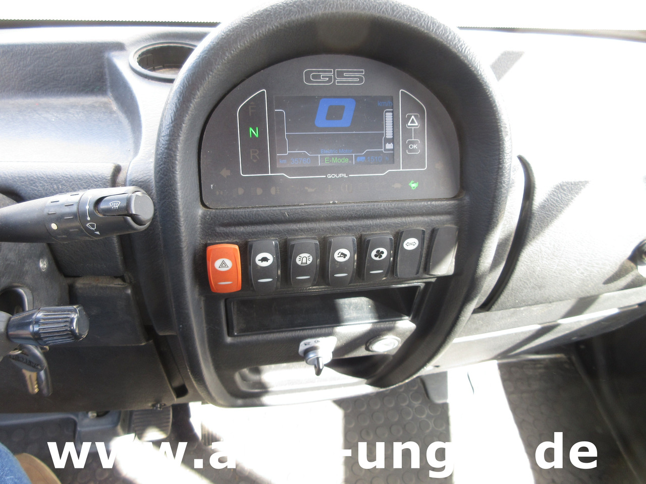 مركبة الخدمات الكهربائية GOUPIL G5 Kipper lange Pritsche AHK Bordwanderhöhung Elektrofahrzeug: صور 15 مركبة الخدمات الكهربائية GOUPIL G5 Kipper lange Pritsche AHK Bordwanderhöhung Elektrofahrzeug: صور 15