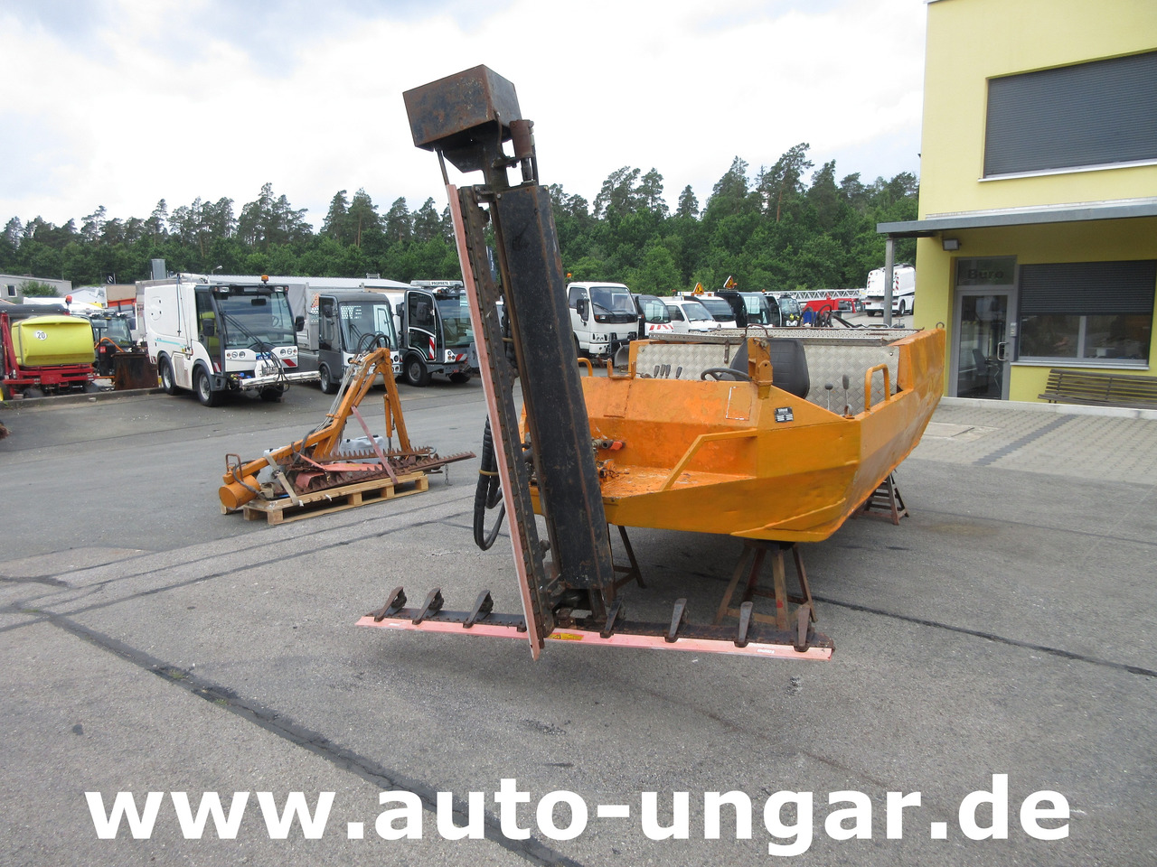 Gödde Mähboot O 420 T-Mähbalken + Seitenmäher Aquatic Weed Harvester - سيارة بلدية: صور 1 Gödde Mähboot O 420 T-Mähbalken + Seitenmäher Aquatic Weed Harvester - سيارة بلدية: صور 1