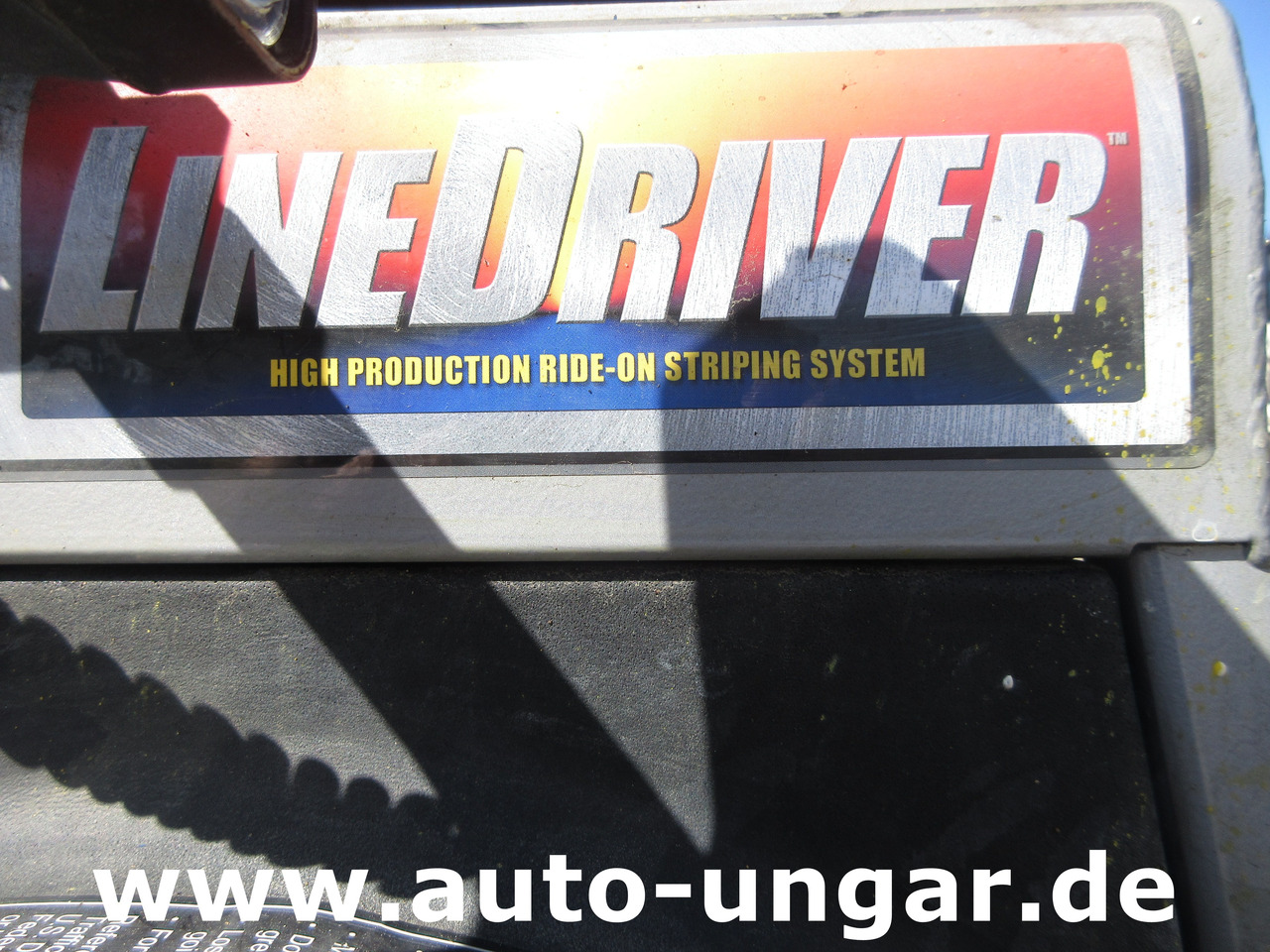 آلة أسفلت Graco LineLazer III 3900 Linedriver ride-on striper Roadmarking Straßenmarkierung: صور 15 آلة أسفلت Graco LineLazer III 3900 Linedriver ride-on striper Roadmarking Straßenmarkierung: صور 15