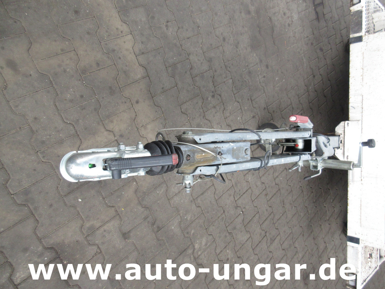 Graco Zebra 5 Airless Traceuse Markiermaschine Roadmarking Machine mit Trailer Hofmann - آلة أسفلت: صور 3 Graco Zebra 5 Airless Traceuse Markiermaschine Roadmarking Machine mit Trailer Hofmann - آلة أسفلت: صور 3