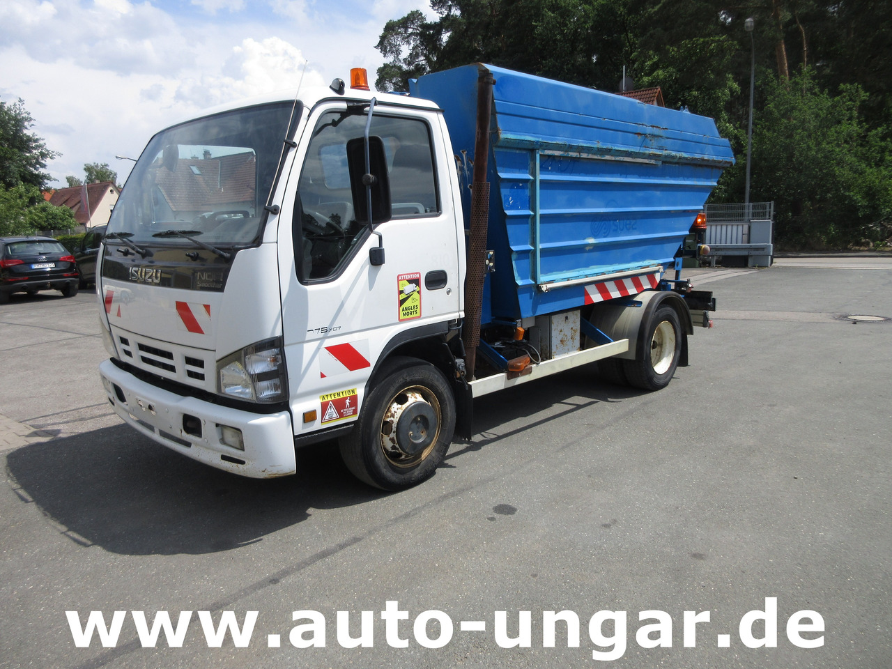 ISUZU NQR Smoother Q75 Y07 Müllwagen 8m³ TECNO 7.500kg Kipper Presse Lifter - شاحنة القمامة: صور 3 ISUZU NQR Smoother Q75 Y07 Müllwagen 8m³ TECNO 7.500kg Kipper Presse Lifter - شاحنة القمامة: صور 3