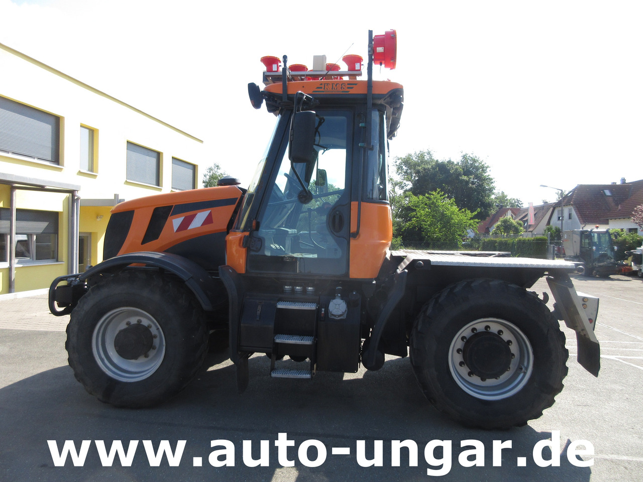 JCB Landpower Fastrac HMV 3200 Bj. 2009 80km/h 4x4 2x PTO 195PS - جرار: صور 4 JCB Landpower Fastrac HMV 3200 Bj. 2009 80km/h 4x4 2x PTO 195PS - جرار: صور 4