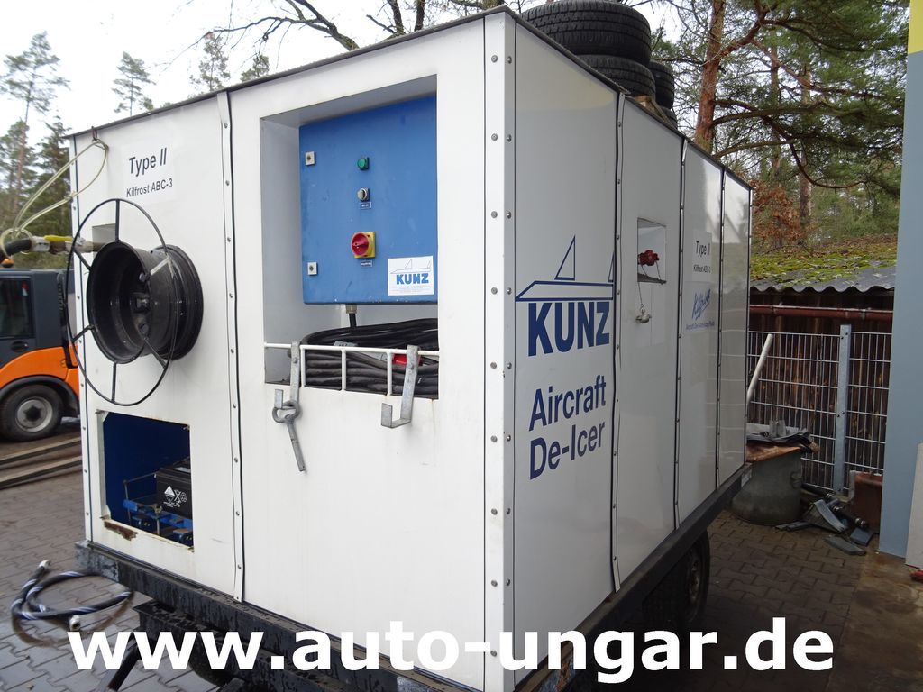 Kunz Aircraft De-Icer Anti-Icer 1200E GSE - ماكينة إزالة الجليد عن الطائرات: صور 4 Kunz Aircraft De-Icer Anti-Icer 1200E GSE - ماكينة إزالة الجليد عن الطائرات: صور 4