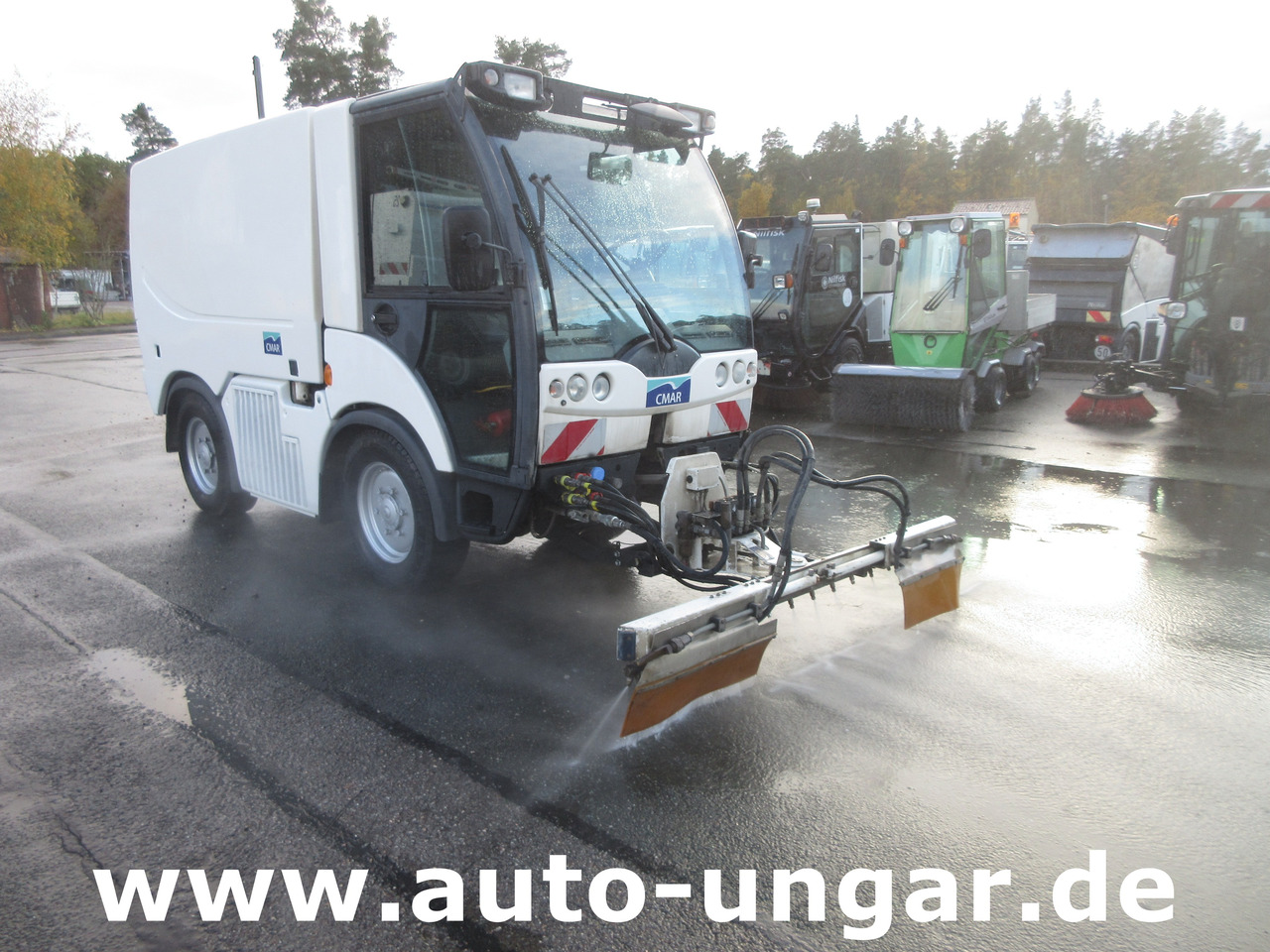Multicar Tremo X56 CMAR LC 860 Schwemmfahrzeug Streetwasher 4x4x4 Baujahr 2014 EU5 - سيارة بلدية: صور 2 Multicar Tremo X56 CMAR LC 860 Schwemmfahrzeug Streetwasher 4x4x4 Baujahr 2014 EU5 - سيارة بلدية: صور 2