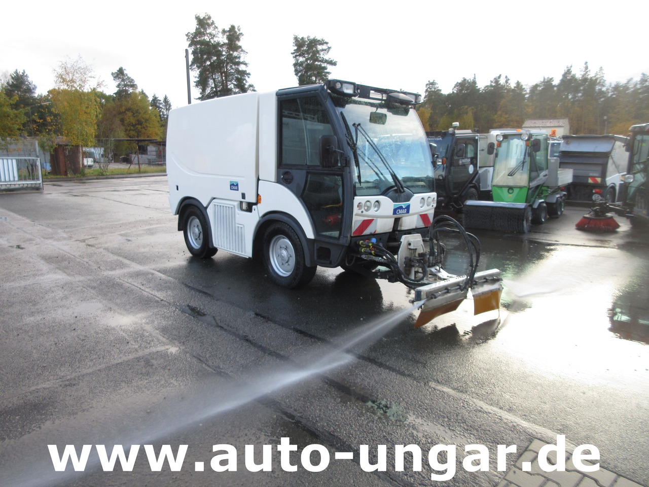 Multicar Tremo X56 CMAR LC 860 Schwemmfahrzeug Streetwasher 4x4x4 Baujahr 2014 EU5 - سيارة بلدية: صور 3 Multicar Tremo X56 CMAR LC 860 Schwemmfahrzeug Streetwasher 4x4x4 Baujahr 2014 EU5 - سيارة بلدية: صور 3