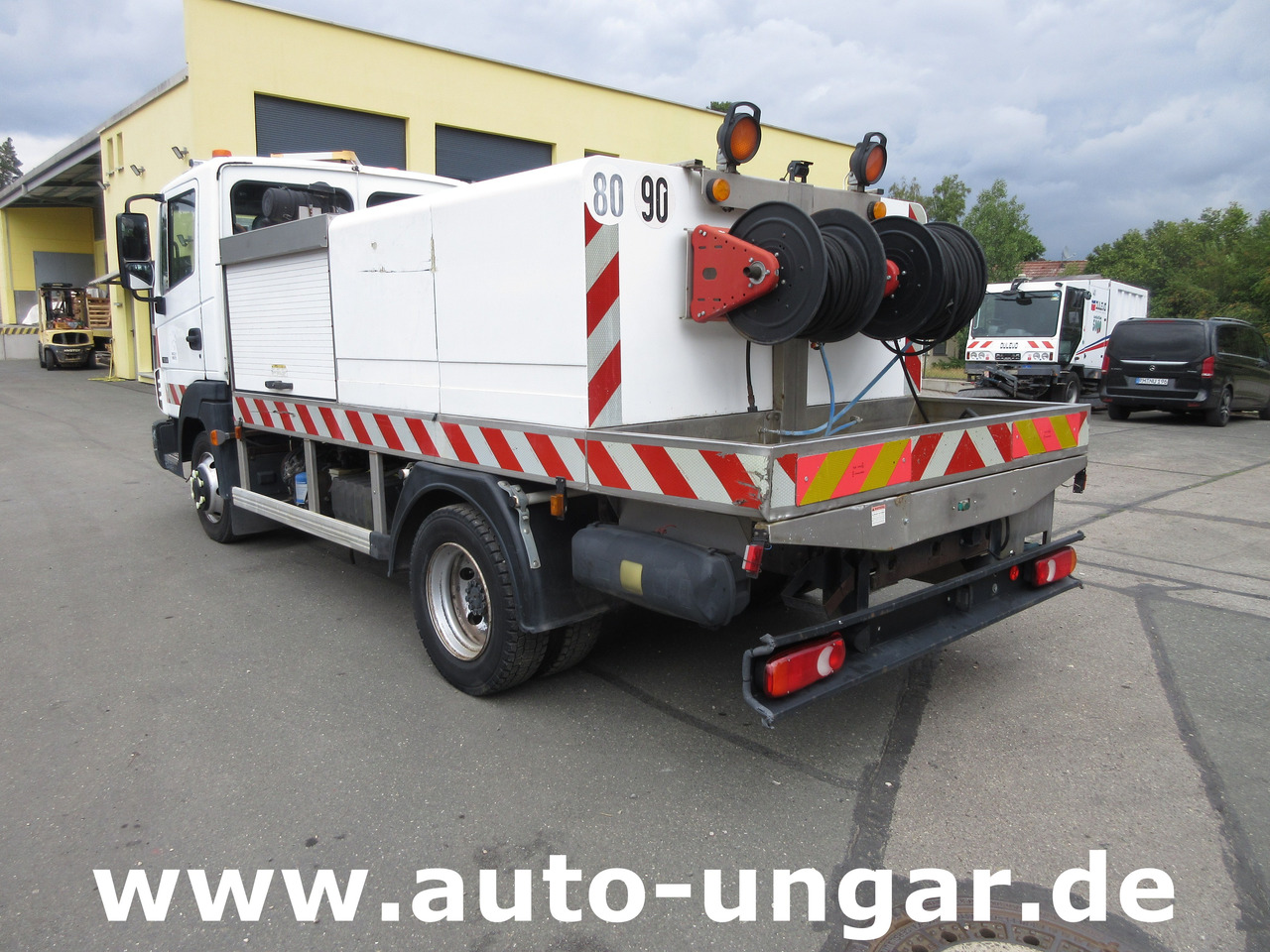 NISSAN Atleon 70.14 mit Hochdruckreiniger Wasserwagen Waschwagen Kärcher High Pressure - سيارة بلدية: صور 5 NISSAN Atleon 70.14 mit Hochdruckreiniger Wasserwagen Waschwagen Kärcher High Pressure - سيارة بلدية: صور 5
