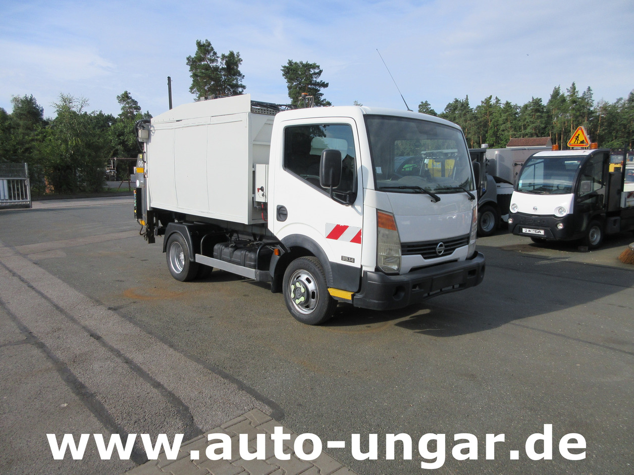 Nissan Cabstar 35.14 Mecagil Lebon Müllwagen BOM Garbage Truck 3.500kg - شاحنة القمامة: صور 1 Nissan Cabstar 35.14 Mecagil Lebon Müllwagen BOM Garbage Truck 3.500kg - شاحنة القمامة: صور 1