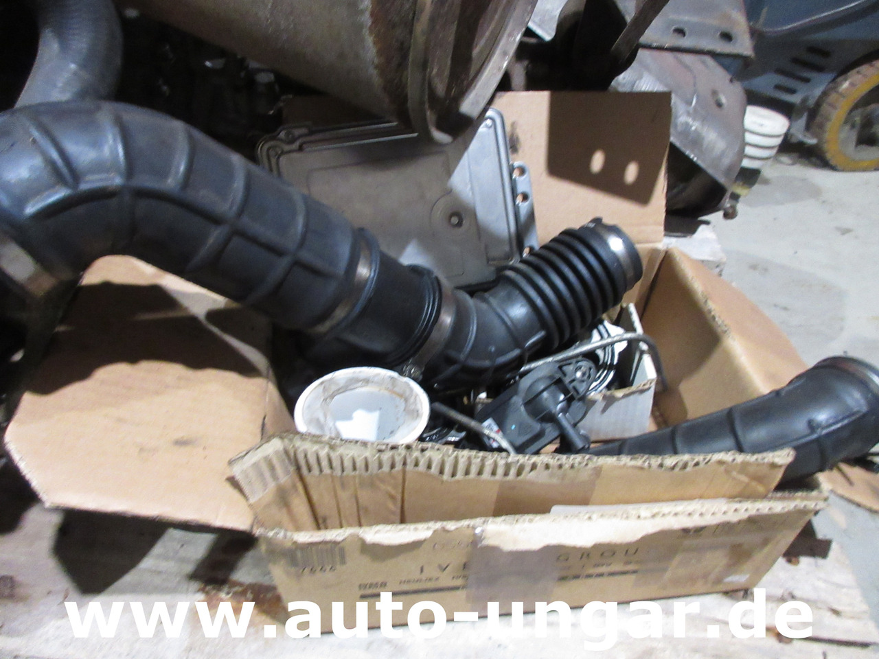 شاحنة القمامة Piaggio Porter Maxxi D120 Müllwagen 3.5m³ Lifter Presse - Ersatzteilträger: صور 22 شاحنة القمامة Piaggio Porter Maxxi D120 Müllwagen 3.5m³ Lifter Presse - Ersatzteilträger: صور 22