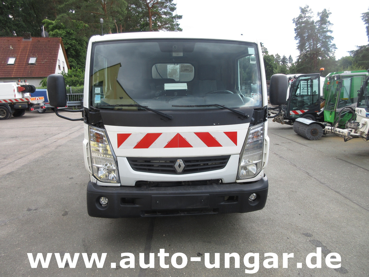 RENAULT Maxity 3.500kg Faun Provence Benne Müllwagen 5m³ Alumulde mit Presse - شاحنة القمامة: صور 2 RENAULT Maxity 3.500kg Faun Provence Benne Müllwagen 5m³ Alumulde mit Presse - شاحنة القمامة: صور 2