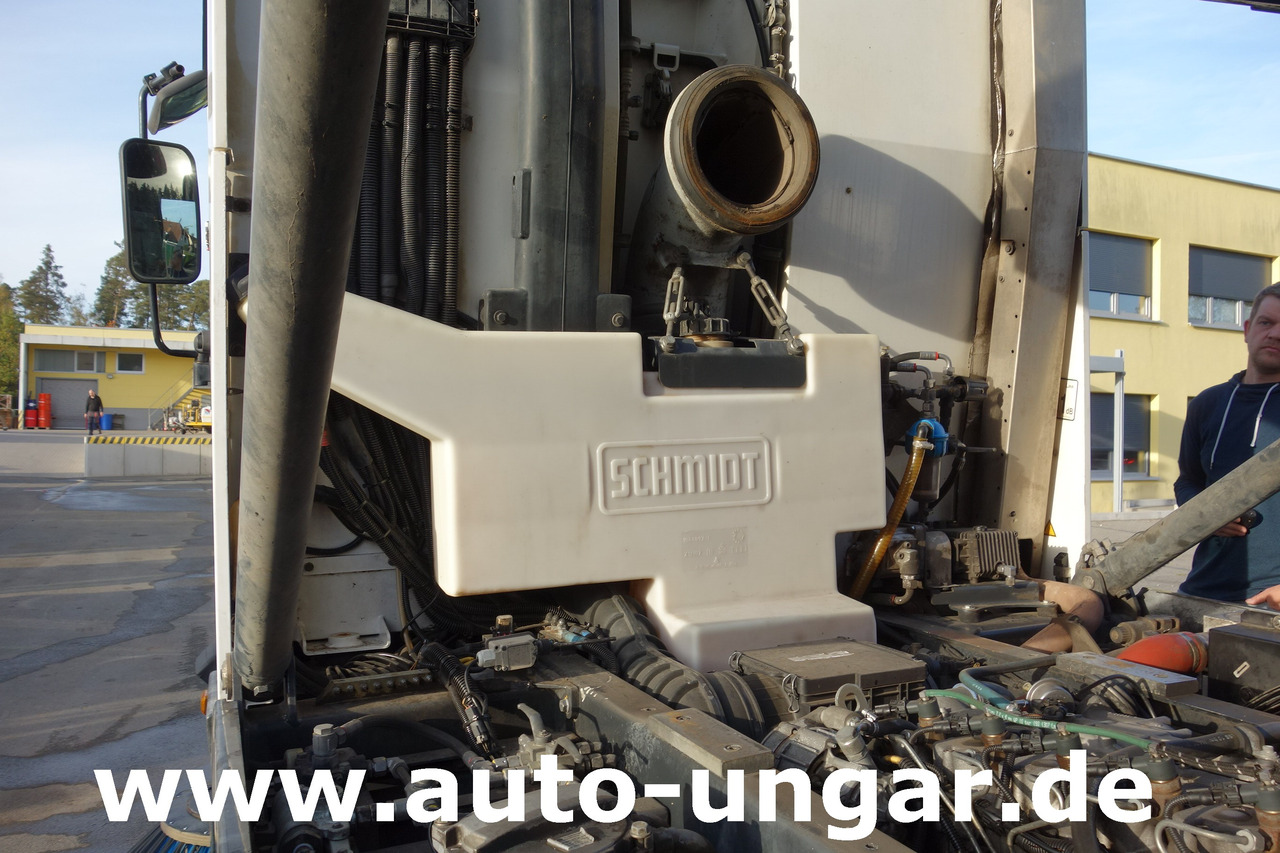 SCHMIDT Cleango 500 EURO 5 3. Besen Baujahr 2013 Kehrmaschine Straßenkehrmaschine - سياره كنس شوارع: صور 4 SCHMIDT Cleango 500 EURO 5 3. Besen Baujahr 2013 Kehrmaschine Straßenkehrmaschine - سياره كنس شوارع: صور 4