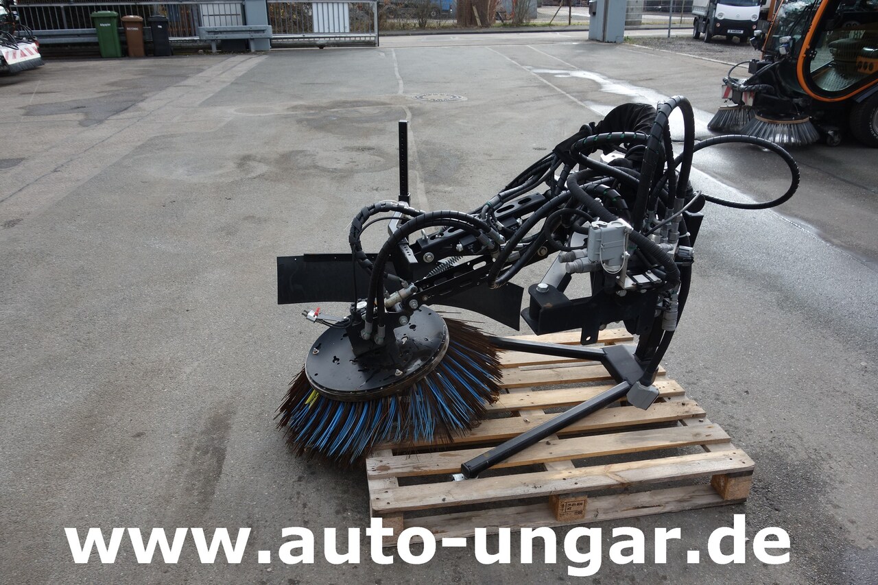 Schmidt Nilfisk 3. Besen für City Ranger Jungo Jet 3500 Multigo - مكنسة - سيارة بلدية: صور 3 Schmidt Nilfisk 3. Besen für City Ranger Jungo Jet 3500 Multigo - مكنسة - سيارة بلدية: صور 3