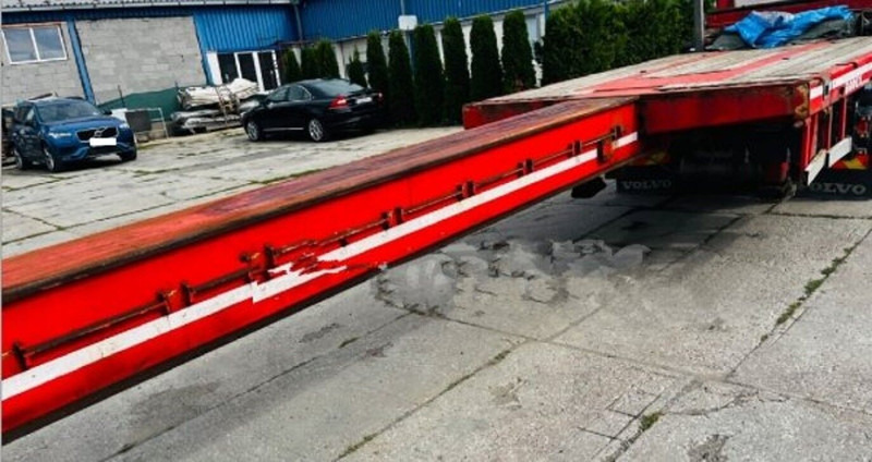 Bodex 53t/40t/28m teleskop ADR no ramp - عربة مسطحة منخفضة نصف مقطورة: صور 4 Bodex 53t/40t/28m teleskop ADR no ramp - عربة مسطحة منخفضة نصف مقطورة: صور 4
