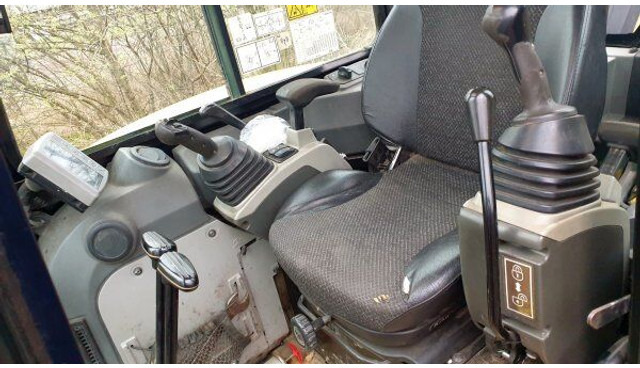 حفارة مصغرة Caterpillar 305 E2 +drill: صور 10 حفارة مصغرة Caterpillar 305 E2 +drill: صور 10