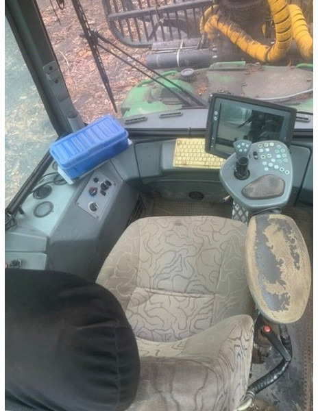 John Deere 1110D EcoIII 8W - شاحنات نقل الأخشاب في الغابات: صور 5 John Deere 1110D EcoIII 8W - شاحنات نقل الأخشاب في الغابات: صور 5