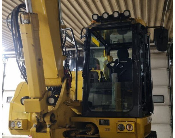 Komatsu PW 138 MR - حفارة على عجلات: صور 5 Komatsu PW 138 MR - حفارة على عجلات: صور 5