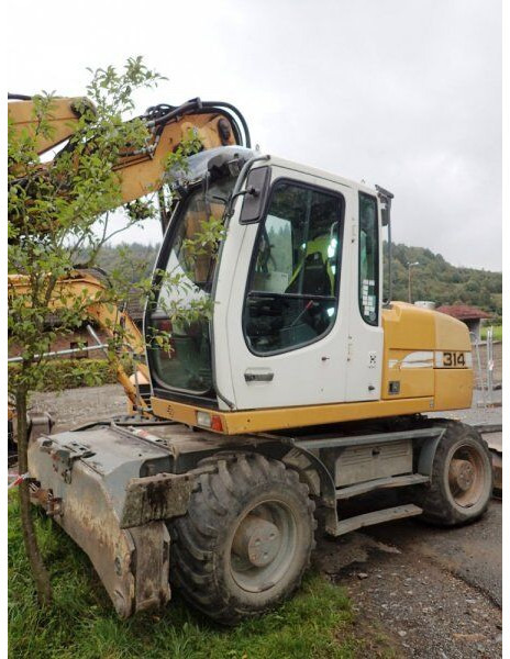 Liebherr A 314 - حفارة على عجلات: صور 1 Liebherr A 314 - حفارة على عجلات: صور 1