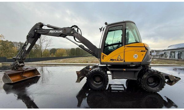 Mecalac 714 MW - حفارة على عجلات: صور 1 Mecalac 714 MW - حفارة على عجلات: صور 1