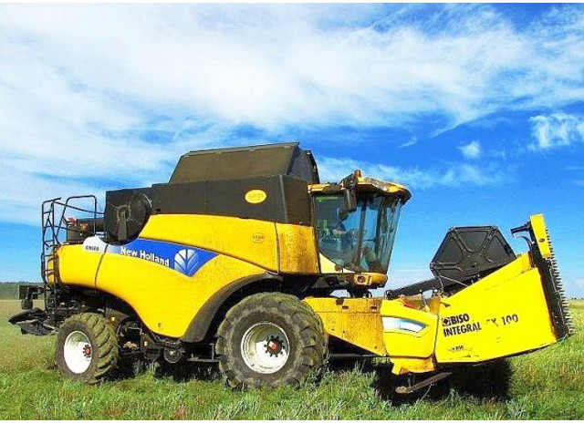 New Holland CR 980 (351) +BISO: VX 750 Crop Ranger +CX100 - حصادة شاملة: صور 1 New Holland CR 980 (351) +BISO: VX 750 Crop Ranger +CX100 - حصادة شاملة: صور 1