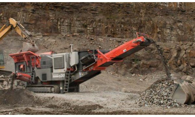 Sandvik QJ 341+ - كسارة فكية: صور 4 Sandvik QJ 341+ - كسارة فكية: صور 4