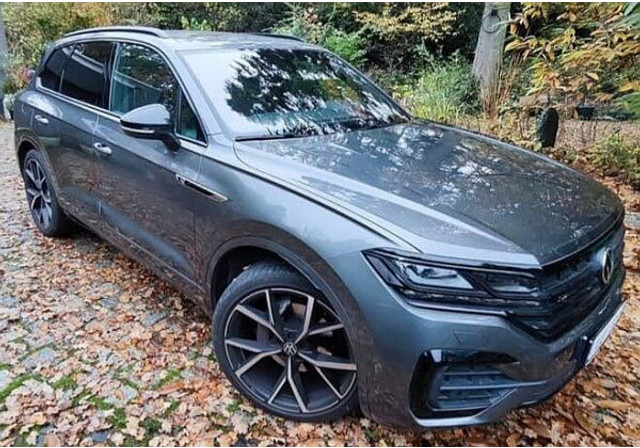 Volkswagen Touareg 3.0 TDi R-line 4-motion - سيارة: صور 1 Volkswagen Touareg 3.0 TDi R-line 4-motion - سيارة: صور 1