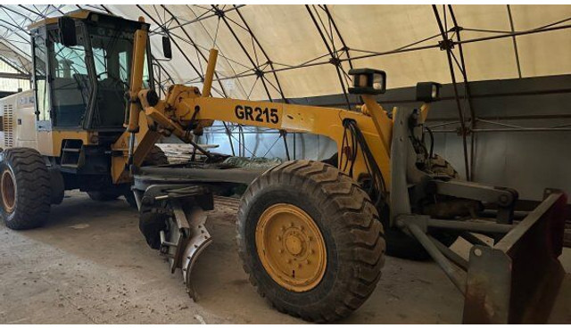 XCMG GR215 - آلة تسوية الأرض: صور 1 XCMG GR215 - آلة تسوية الأرض: صور 1
