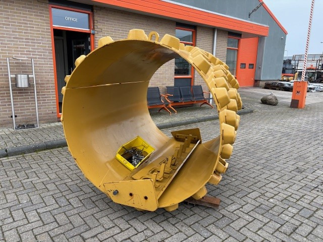 CATERPILLAR CS10/CS11/CS12/CS13 Padfoot kit - مدحلة الأسفلت: صور 2 CATERPILLAR CS10/CS11/CS12/CS13 Padfoot kit - مدحلة الأسفلت: صور 2