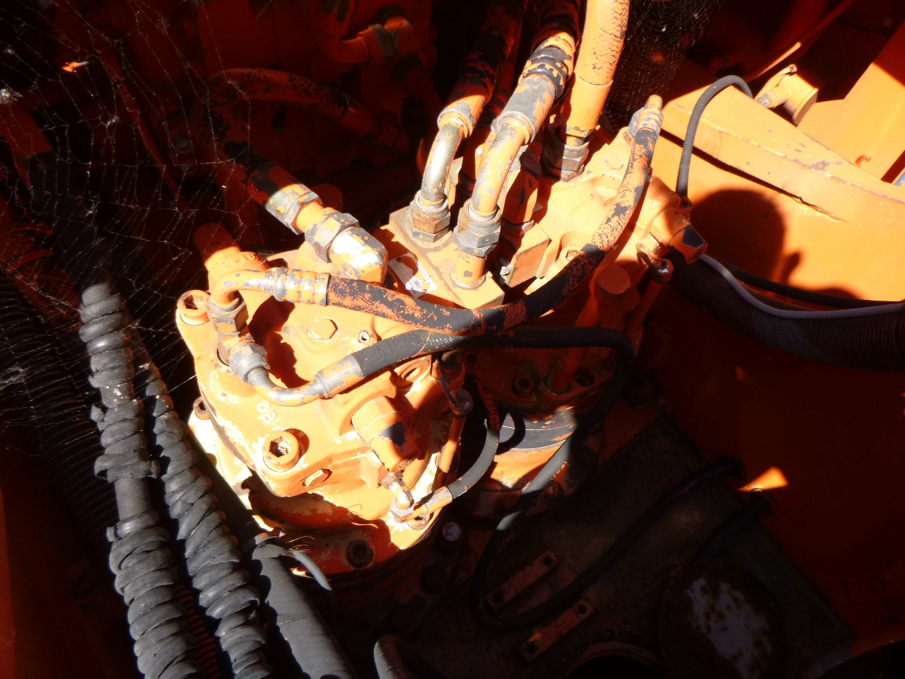 حفارة النقل والشحن FIAT-HITACHI EX455 Stationary dock/ship material handler: صور 19