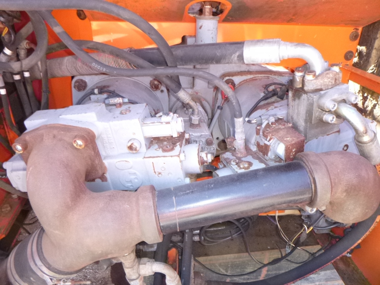 حفارة النقل والشحن FIAT-HITACHI EX455 Stationary dock/ship material handler: صور 15