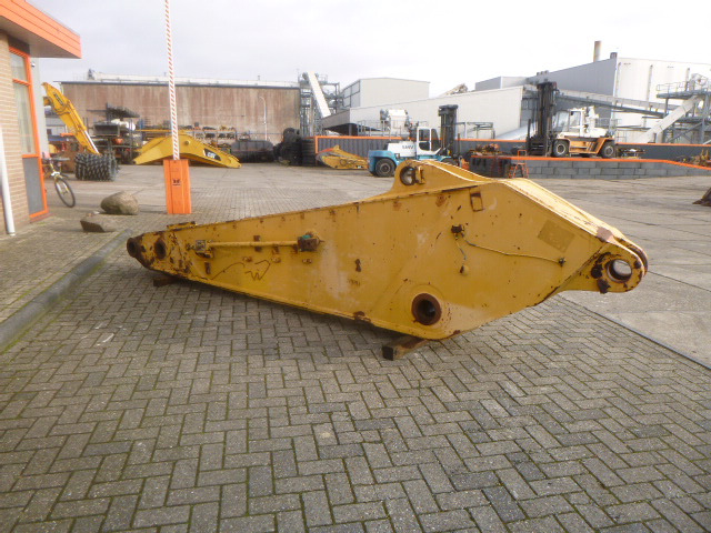 KOMATSU PC600-6 / PC600-7 / PC600-8 - ذراع الرافعة - حفارات زحافة: صور 1 KOMATSU PC600-6 / PC600-7 / PC600-8 - ذراع الرافعة - حفارات زحافة: صور 1