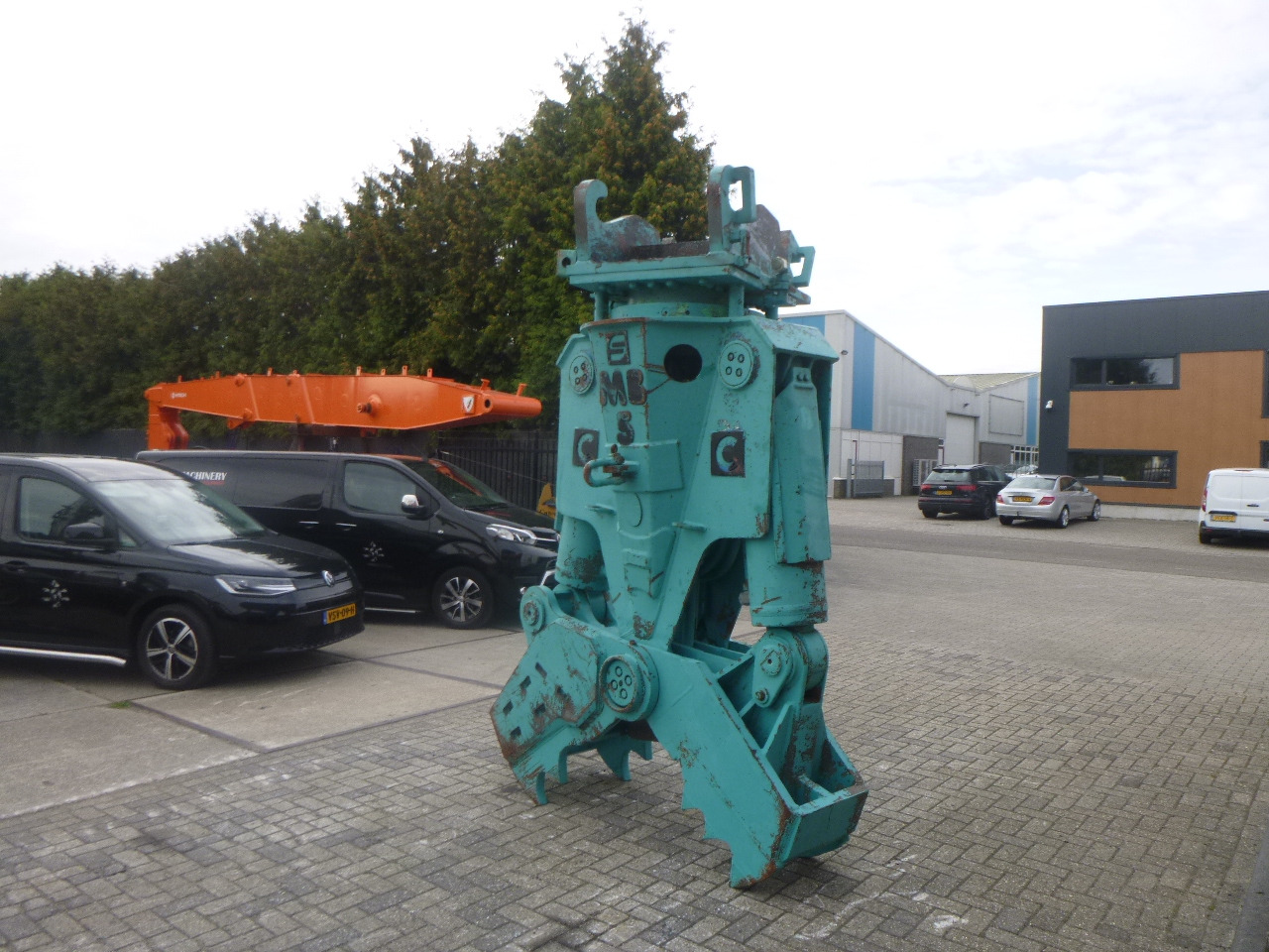 MONTABERT MB500 - ماكينة القص الهيدروليكي - حفارات زحافة: صور 4 MONTABERT MB500 - ماكينة القص الهيدروليكي - حفارات زحافة: صور 4