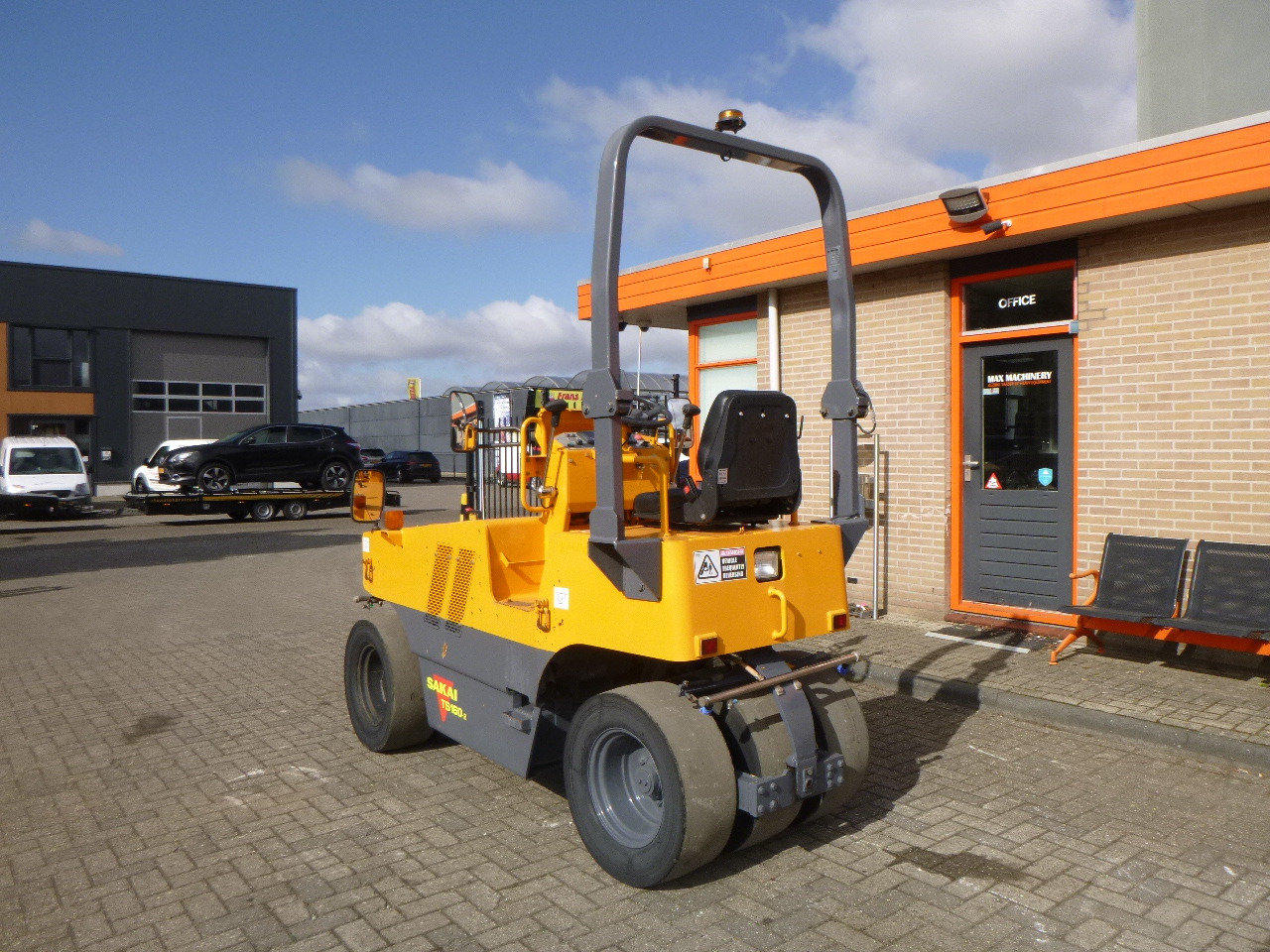 SAKAI TS160-2 - مداحل الإطارات الهوائية: صور 3 SAKAI TS160-2 - مداحل الإطارات الهوائية: صور 3