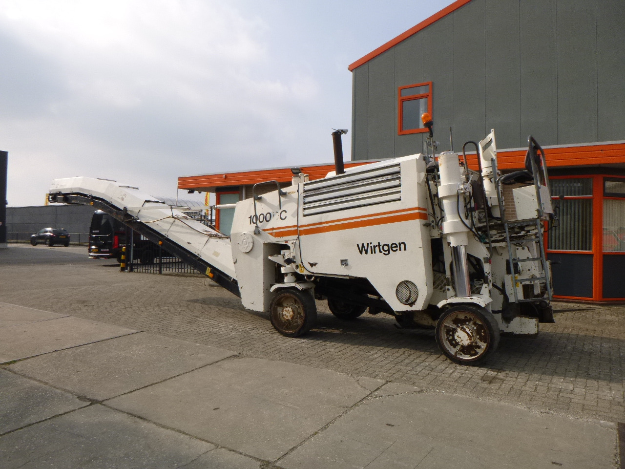 WIRTGEN 1000 DC - ماكينات لصقل الأسفلت: صور 2 WIRTGEN 1000 DC - ماكينات لصقل الأسفلت: صور 2