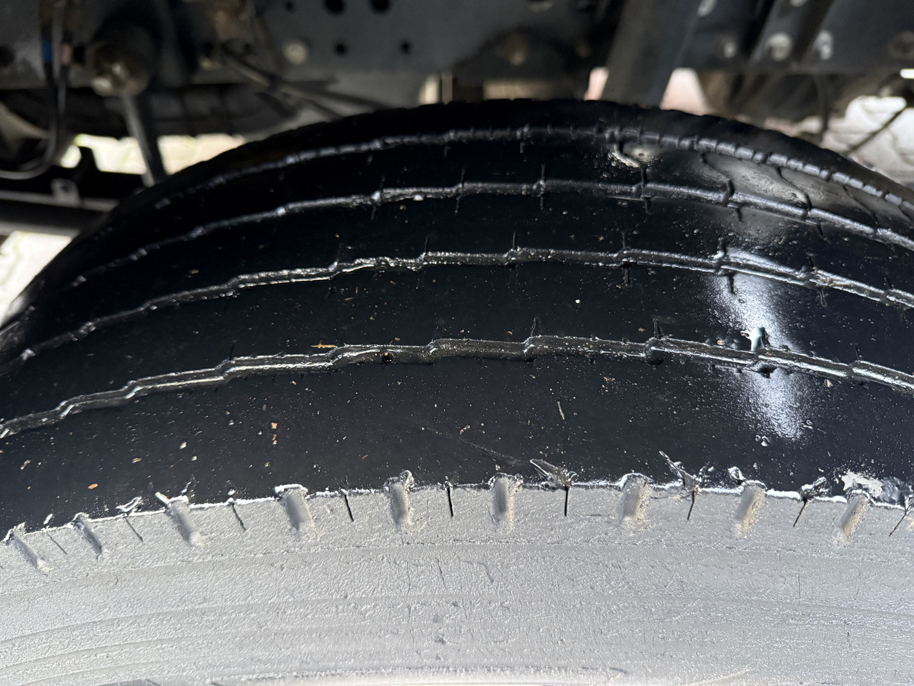 Iveco EuroCargo 80E22 Kran HMF 735 bis 15 Meter - شاحنة كرين, شاحنات مسطحة: صور 3 Iveco EuroCargo 80E22 Kran HMF 735 bis 15 Meter - شاحنة كرين, شاحنات مسطحة: صور 3